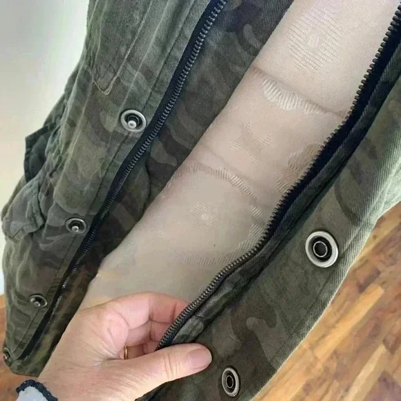 NWT Sanctuary camouflage vest XS - Picture 4 of 9